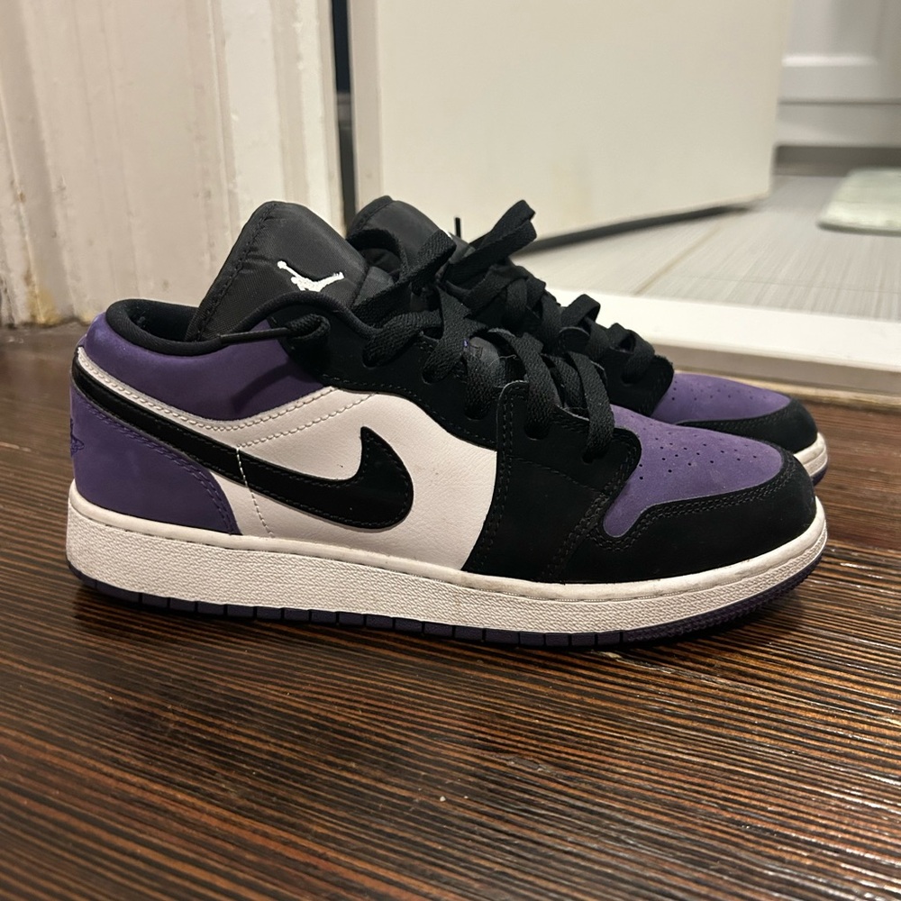 Air Jordan 1 Low “Court Purple”